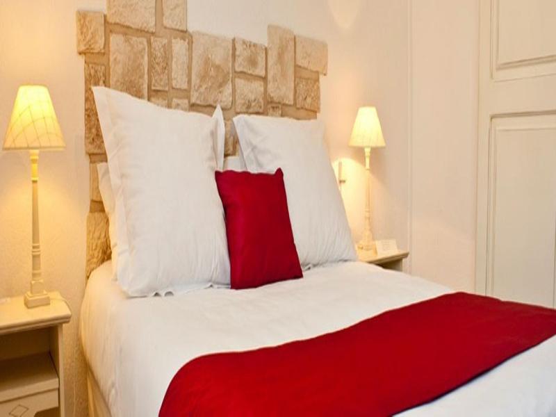 Hotel Logis Auberge Côté Jardin Lézignan-Corbières Esterno foto