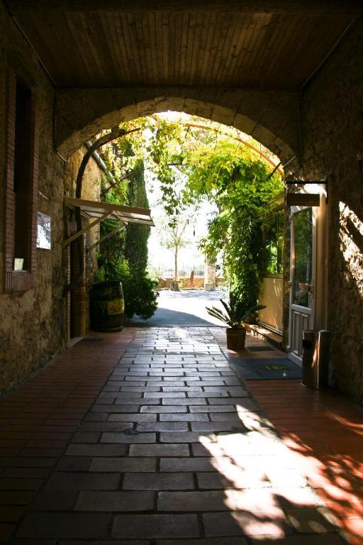 Hotel Logis Auberge Côté Jardin Lézignan-Corbières Esterno foto
